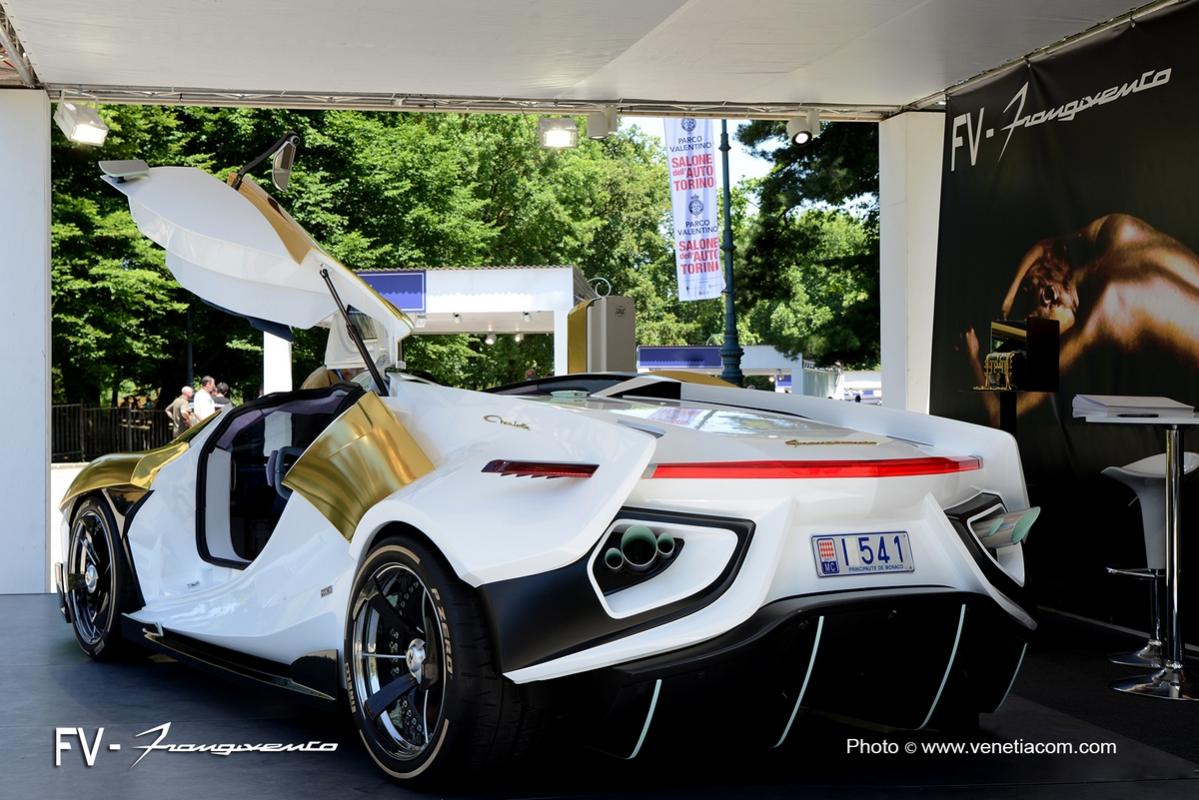 FV-Frangivento Charlotte changes dress for return to Parco Valentino Show.  Discover Charlotte Gold Edition! - AllCarIndex, image size:1199x800