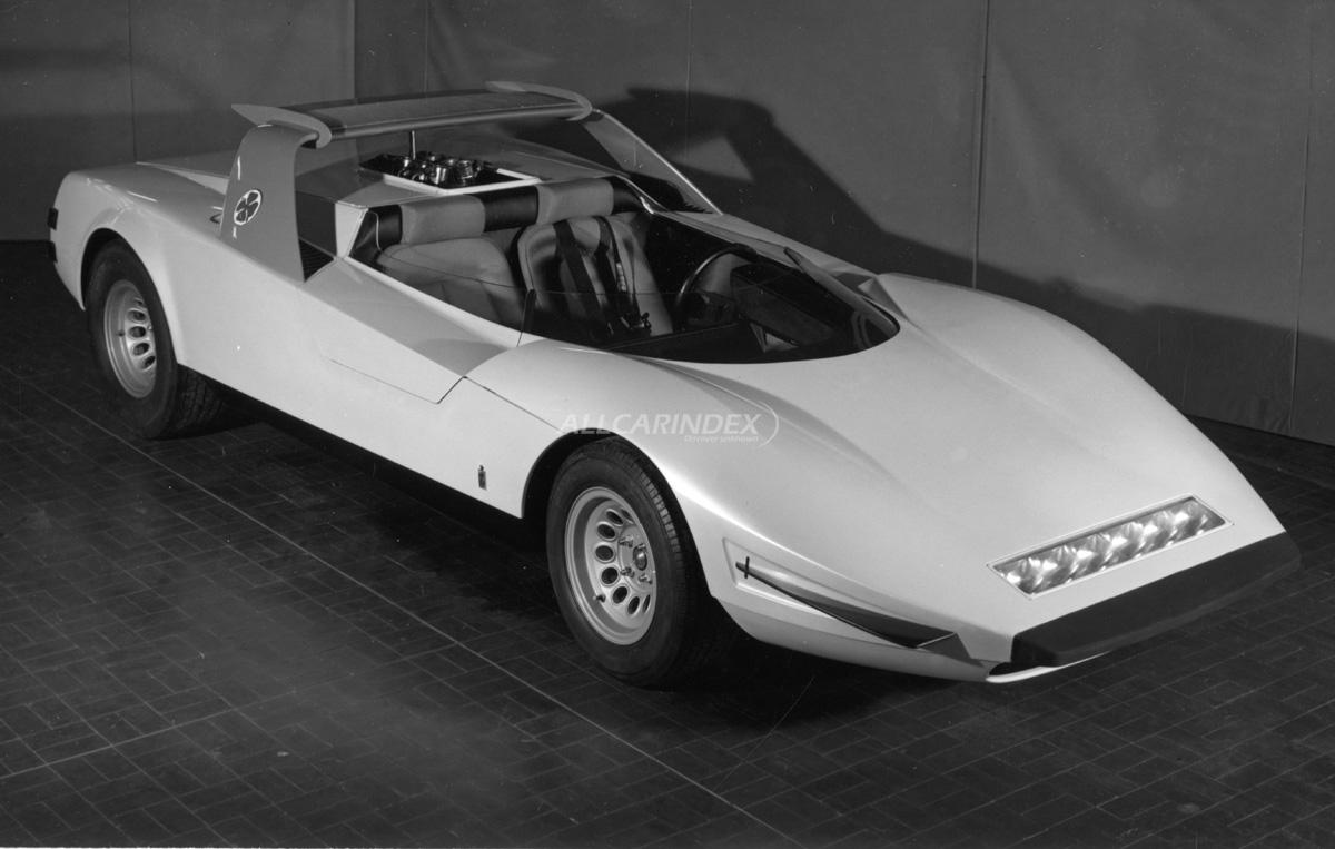MATRIX MX50102171 1/43 Alfa Romeo P33 Roadster Pininfarina