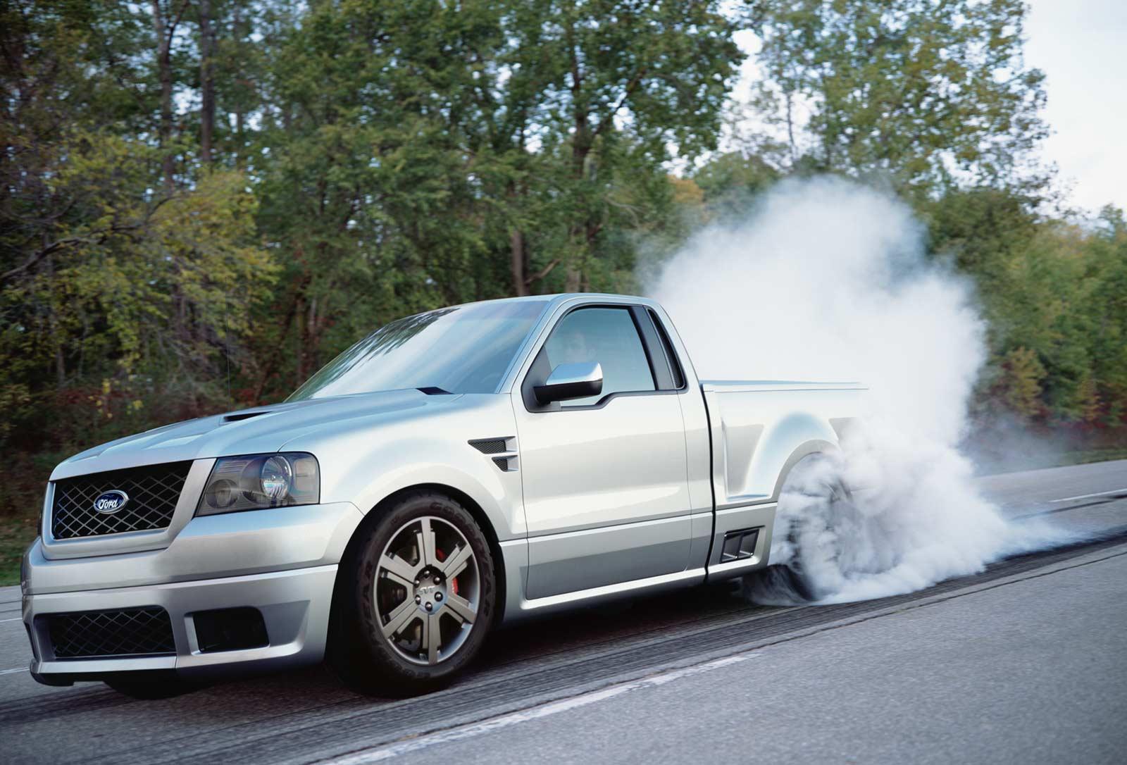 2003 Ford SVT F-150 Lightning Concept - AllCarIndex